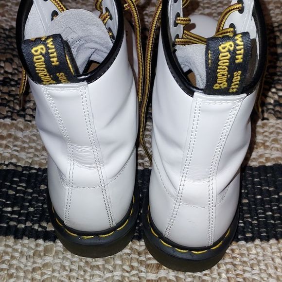 Dr. Martens 11821 Airwair boots - Picture 14 of 14